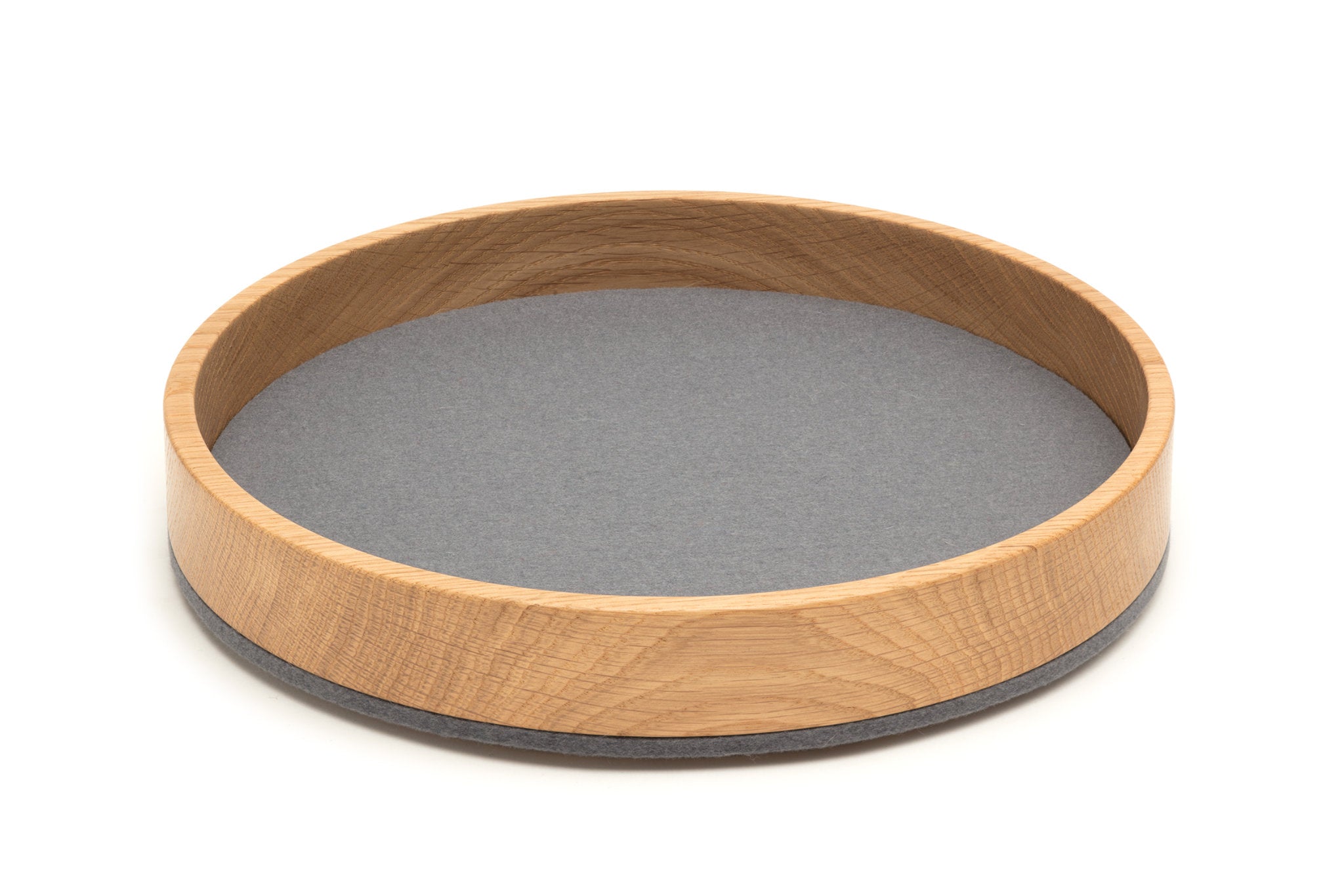 Rundes Tablett Bowl M von Hey-Sign aus Eichenholz und Wollfilz in der Farbe Hellgrau