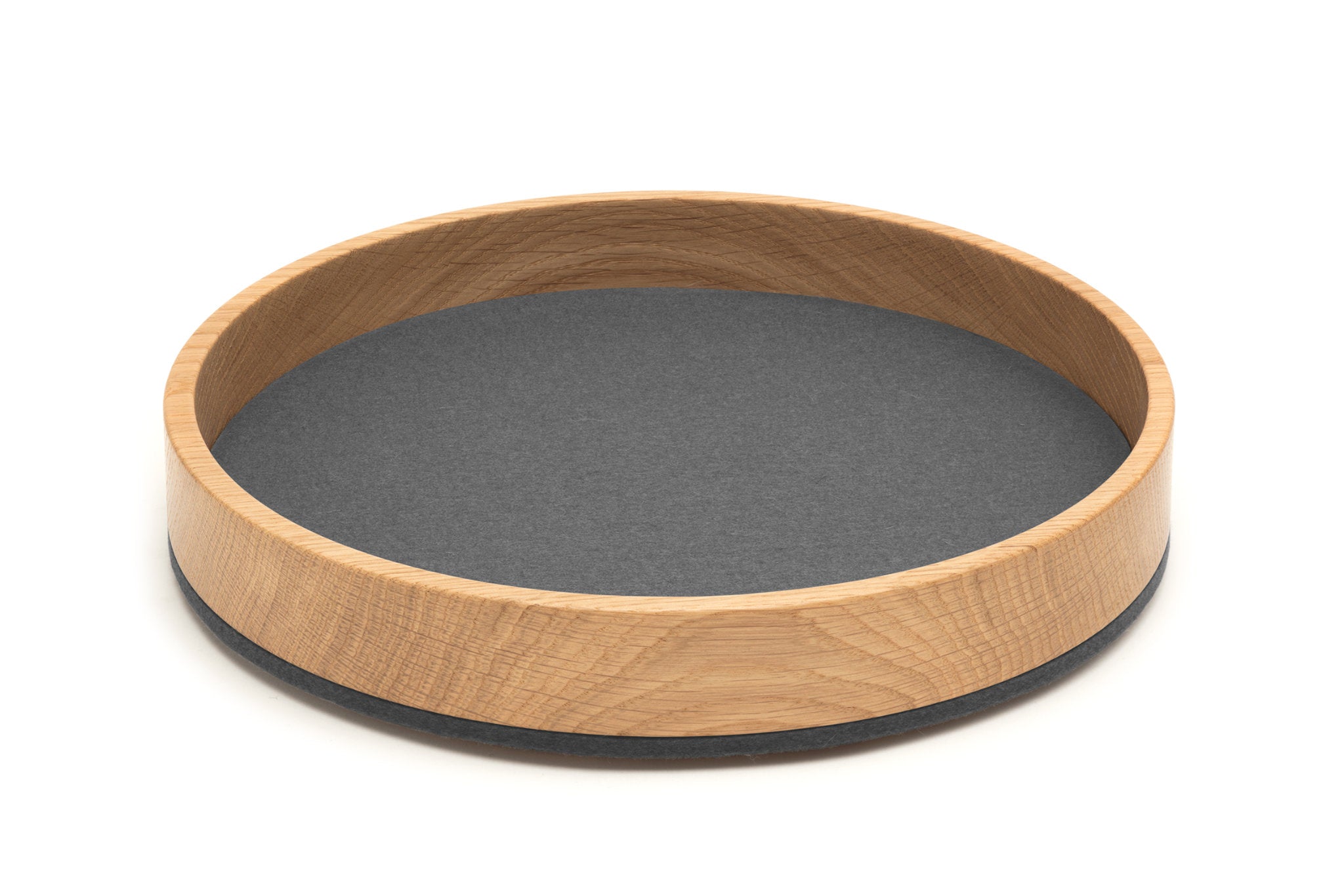 Rundes Tablett Bowl M von Hey-Sign aus Eichenholz und Wollfilz in der Farbe Taubengrau