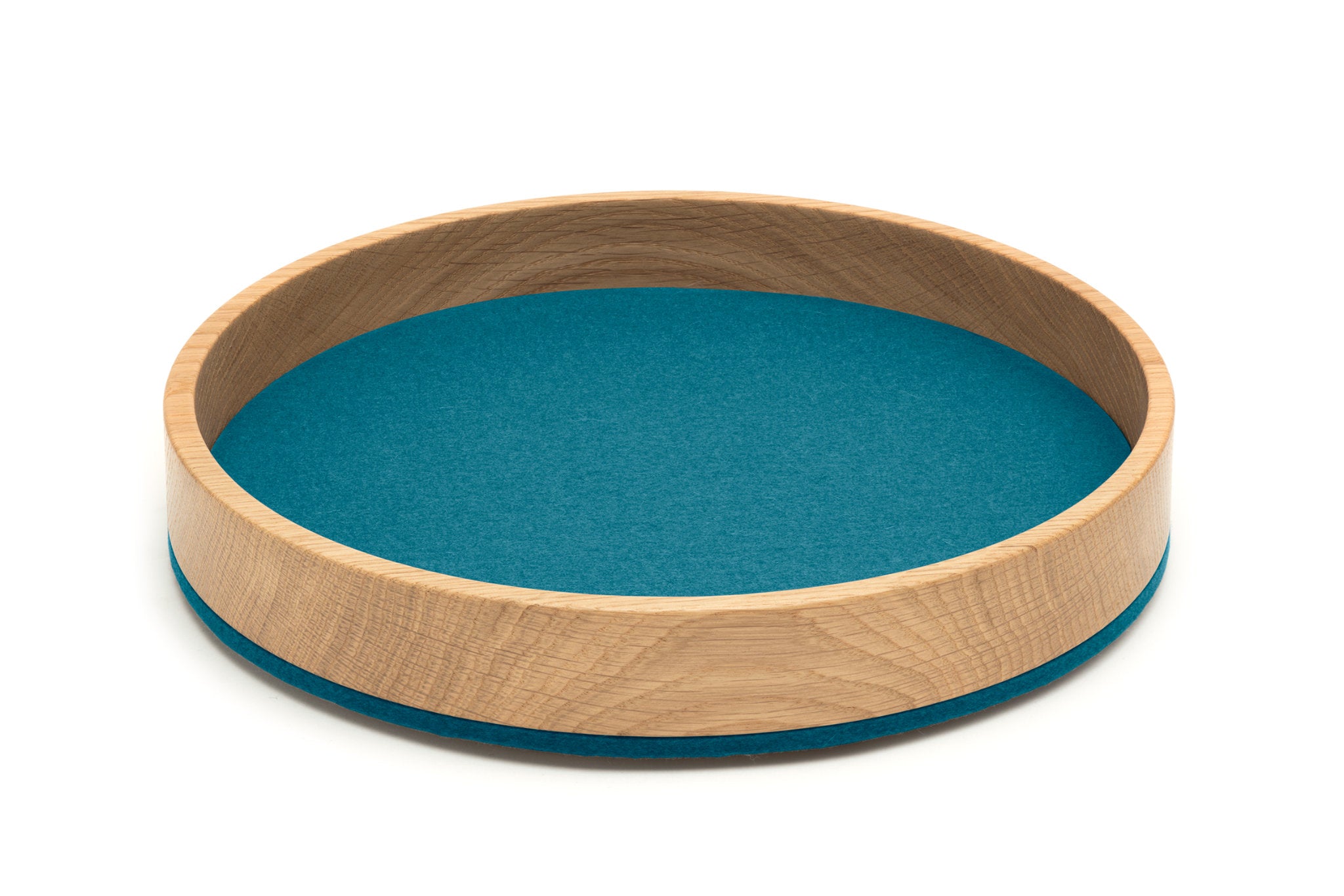 Rundes Tablett Bowl M von Hey-Sign aus Eichenholz und Wollfilz in der Farbe Deep Water